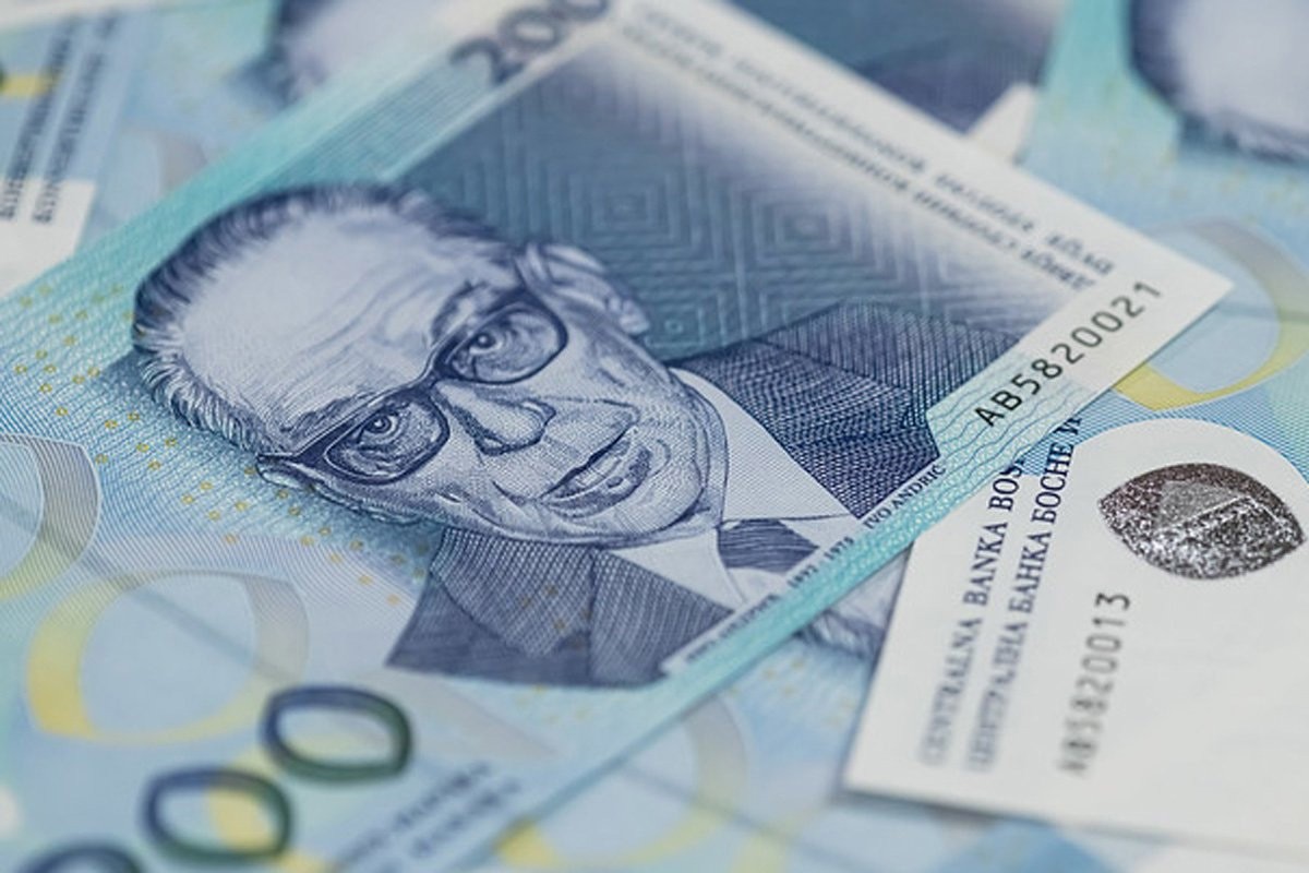 Blagajnicu u banci sumnjiče za pronevjeru tešku 253.484 KM
