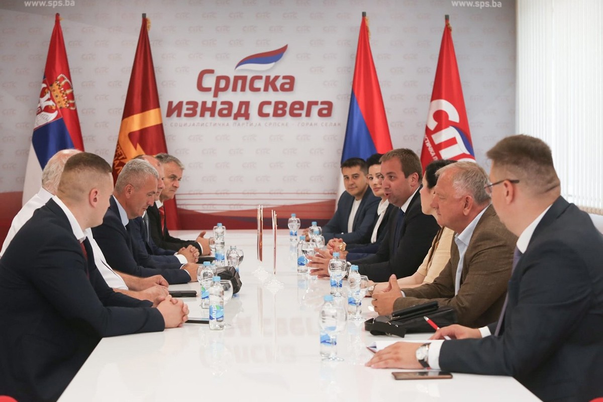 Sastanak delegacija Socijalističke partije Srpske i Pokreta socijalista u Banjaluci