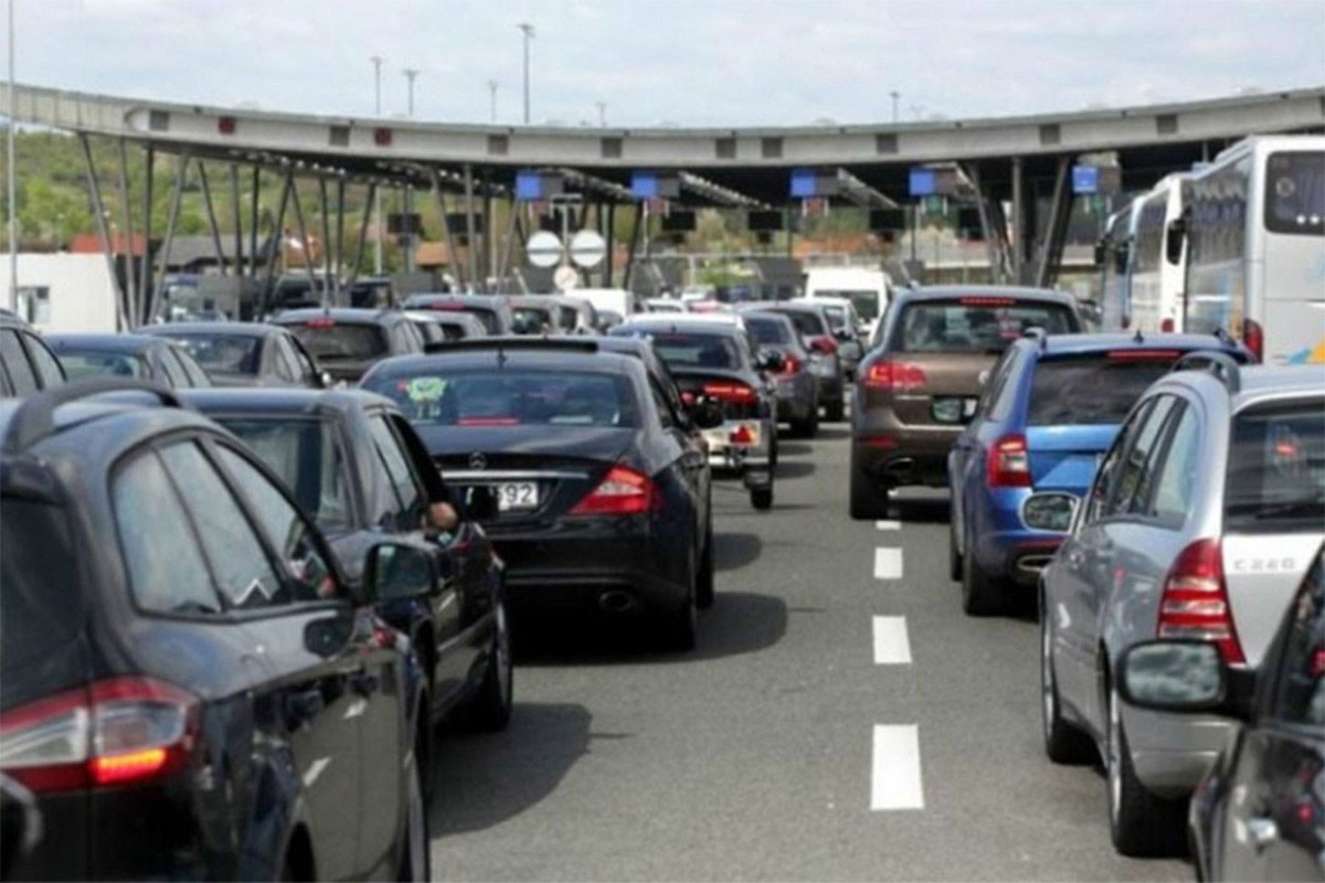 Gužve i duža zadržavanja na više graničnih prelaza