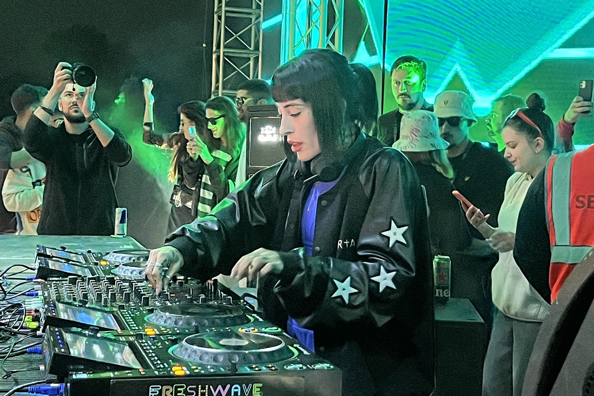 Otvoren 11. Freshwave festival: Indira Paganoto zapalila tvrđavu Kastel
