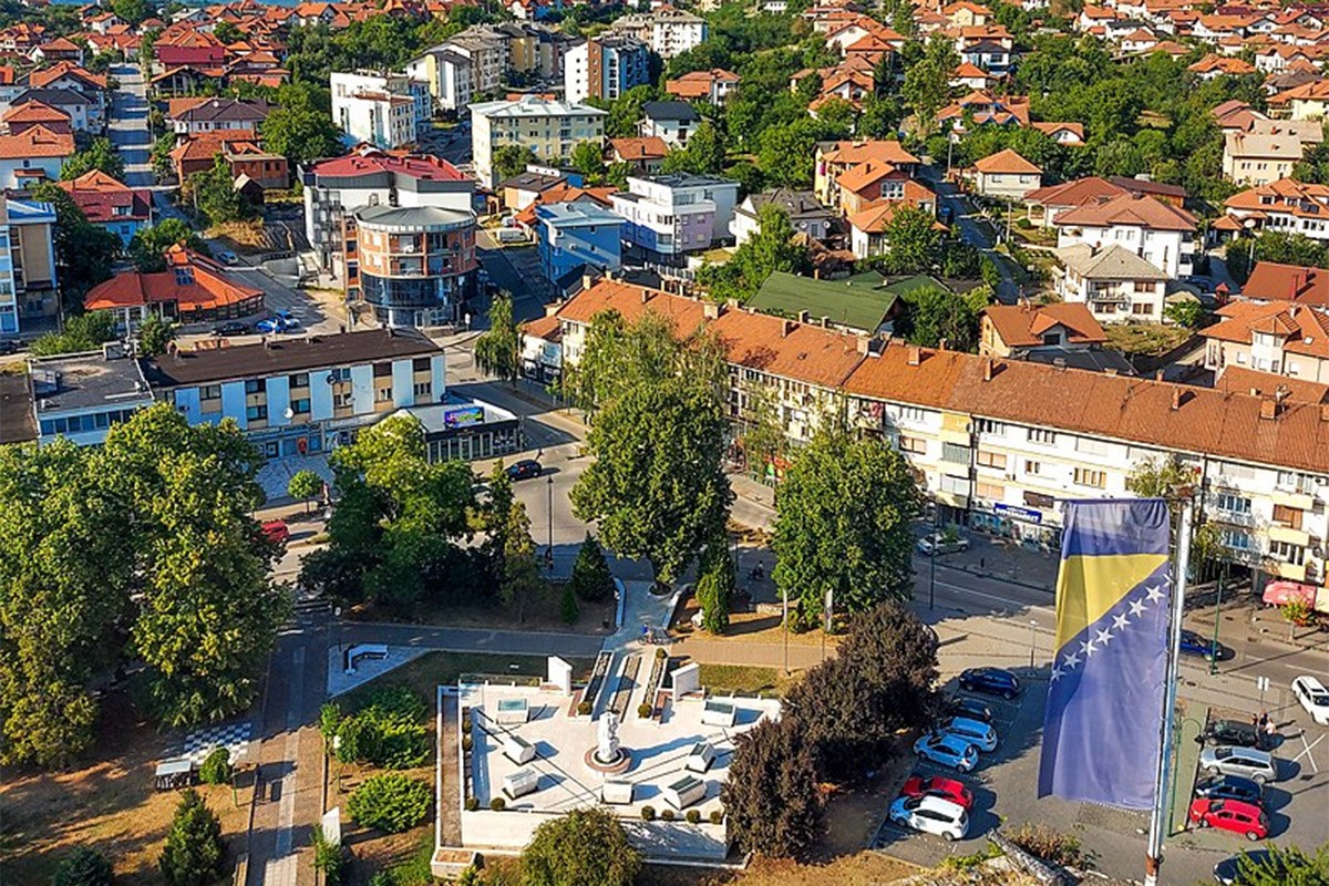 U Gradačcu proglašena trodnevna žalost