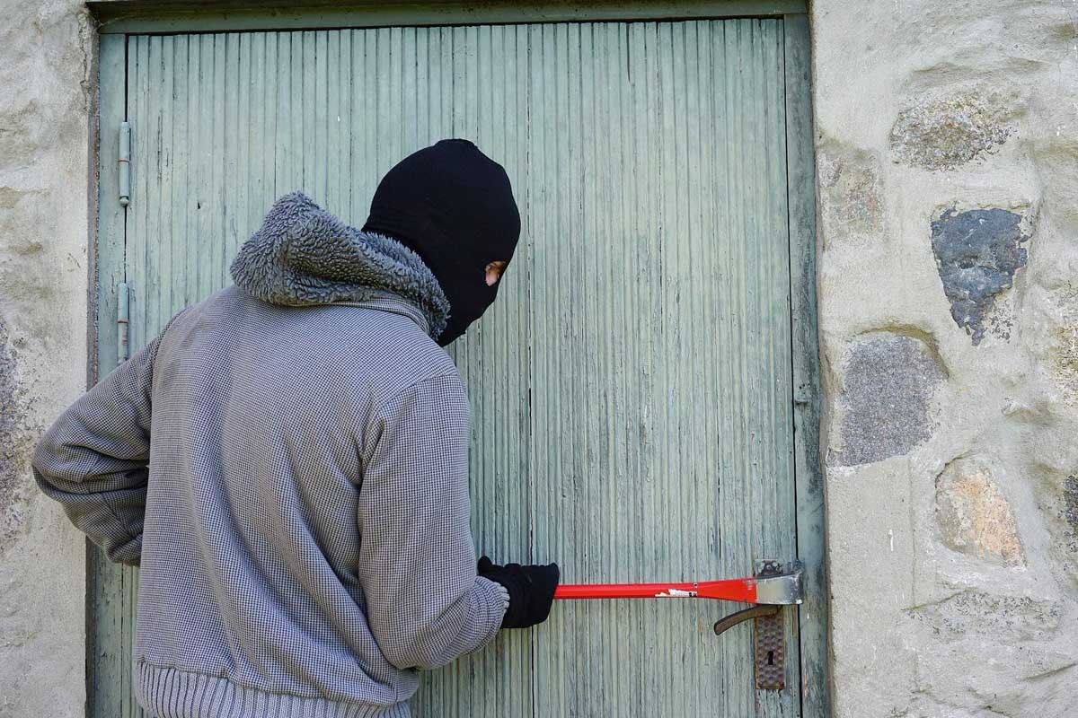 Provalio u kuću, građani ga spriječili da ukrade