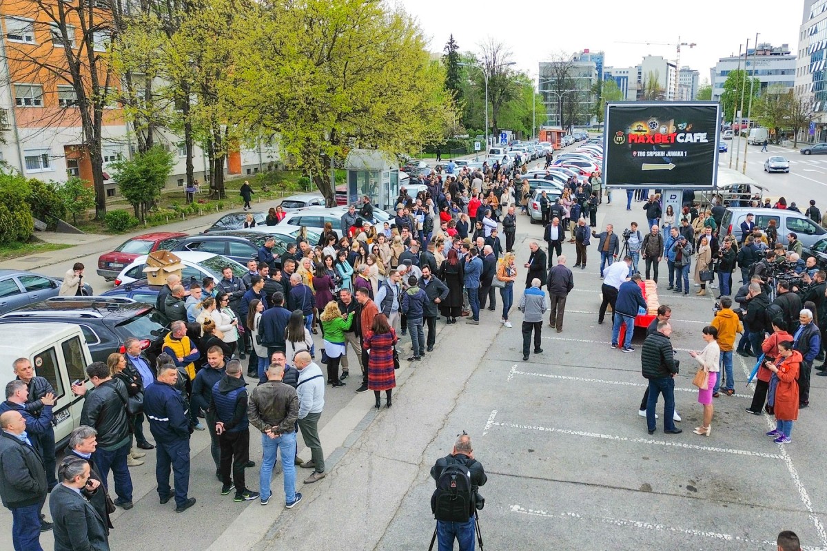 Sutra nova deložacija, Stanivuković poručio da će braniti gradsku imovinu