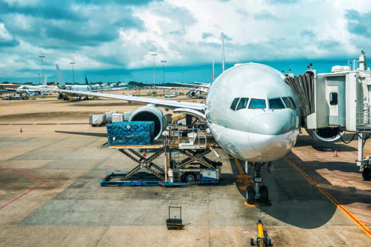 Avion njemačke vlade opet u kvaru, Berbokova morala otkazati put