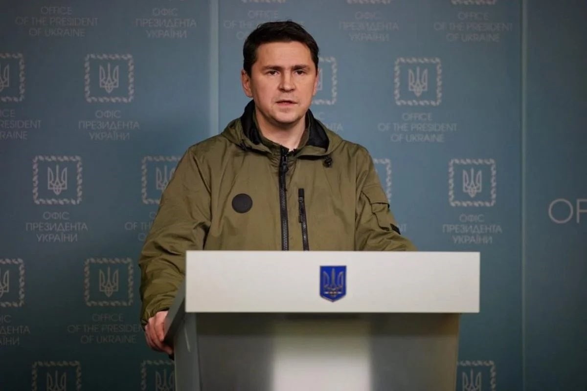Podoljak: Ukrajina neće trgovati svojim teritorijama za članstvo u NATO