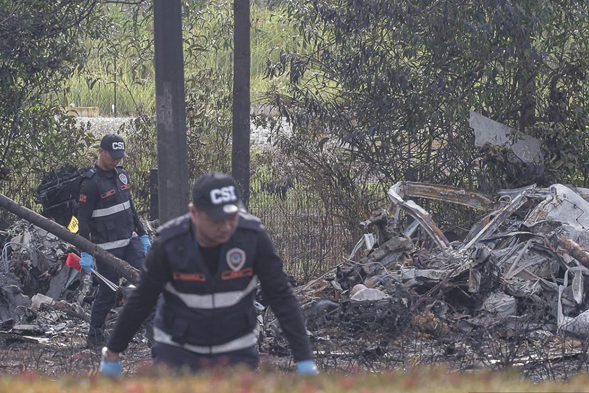 Srušio se avion sa osam putnika u Maleziji (FOTO)