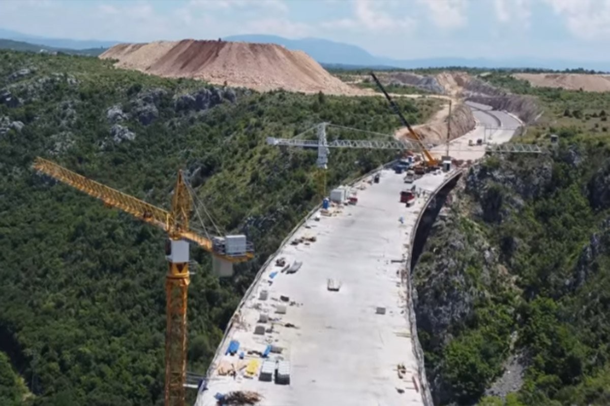 Oštećenja na mostu Počitelj još nisu sanirana