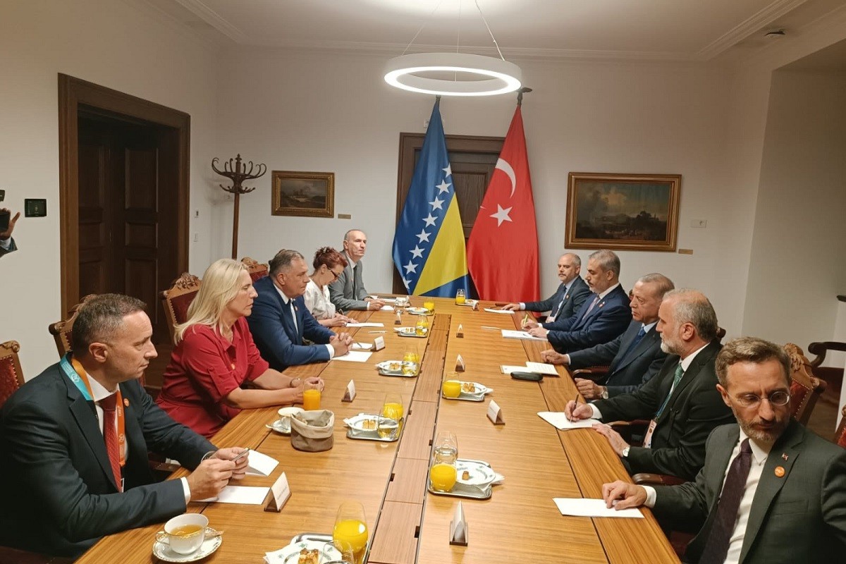 Erdogan obećao Dodiku da će posjetiti Banjaluku