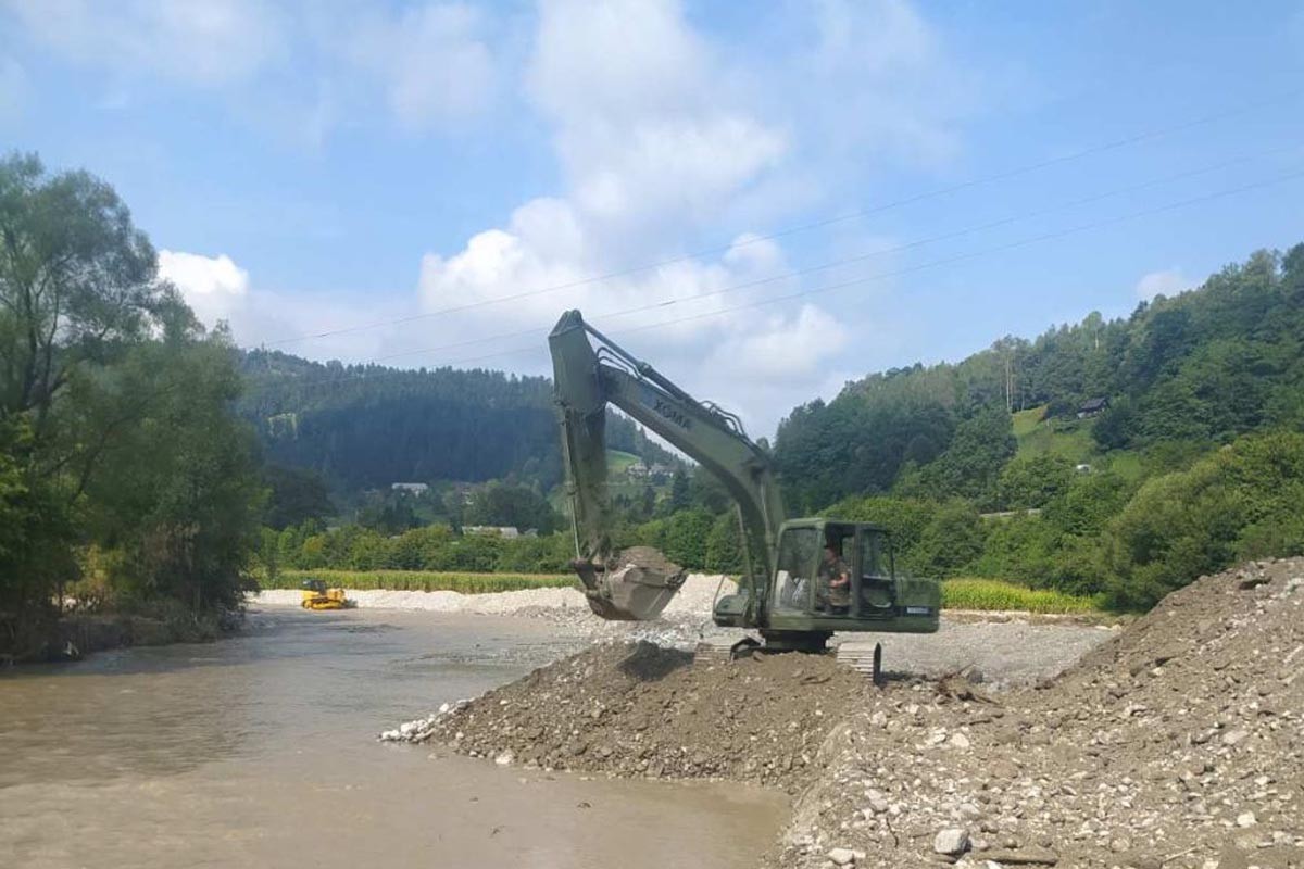 Oružane snage BiH i dalje pružaju pomoć Sloveniji