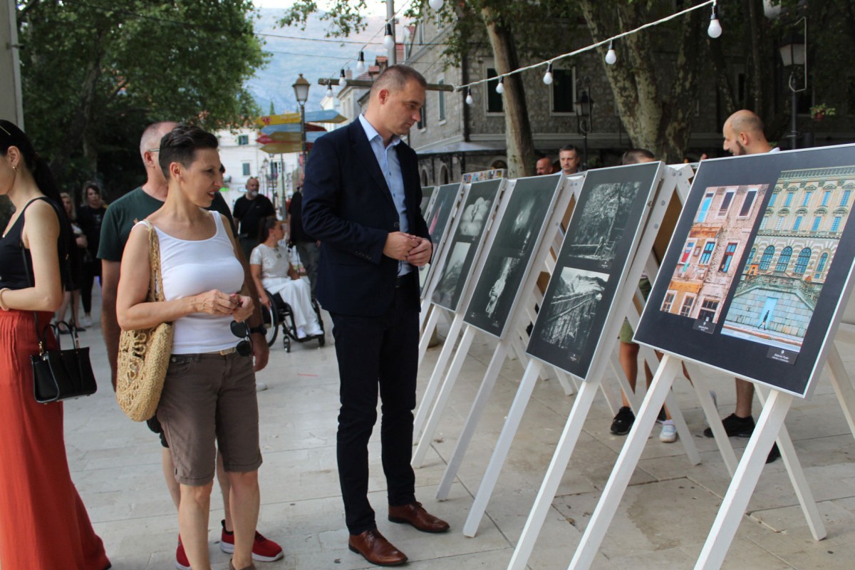 U Dučićevoj ulici otvorena izložba Foto-kino kluba Trebinje