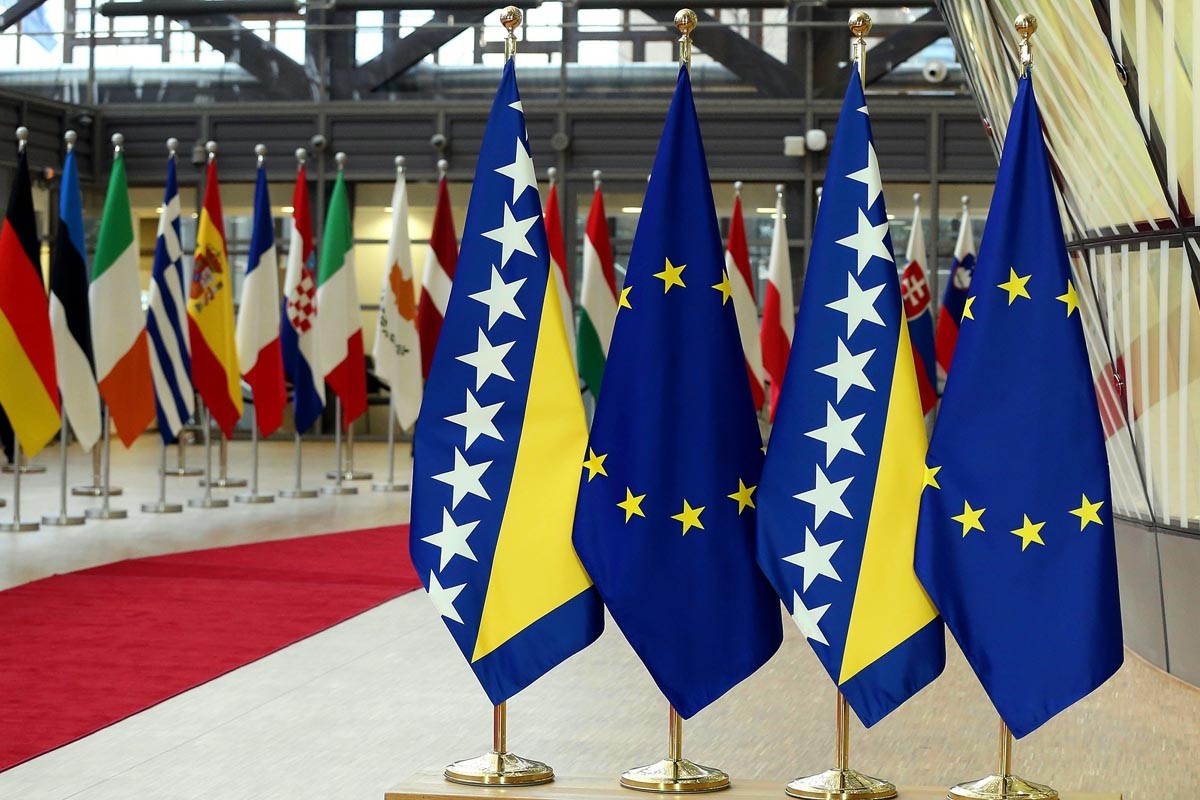 Ukrajina i Moldavija započinju pregovore, BiH ostaje na "rezervnoj" klupi?