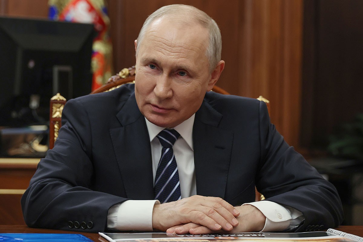 Prvo Putinovo putovanje od naloga za hapšenje: Pogledajte gdje ide