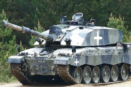 Rusi uništili prvi britanski tenk Čelindžer u Ukrajini (VIDEO)