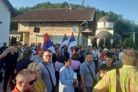 Održani skupovi "Granica postoji": "Ne" ugrožavanju svetinje ...