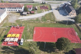 Zatler otvorio novoizgrađene sportske terene i dječije igralište u ...