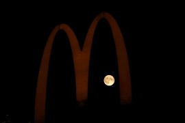 Mekdonalds ukida samouslužne aparate za gazirane napitke