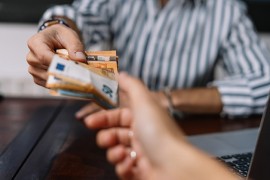 Čak 90 odsto radnika jedne branše radi na crno