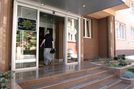 Otkud iskaznica OBA kod poslanika Zildžića?
