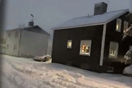 U Švedskoj pao snijeg (VIDEO)