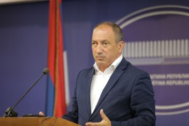 Crnadak traži da poslanici i članovi Vlade otkriju iz kojih javnih ...