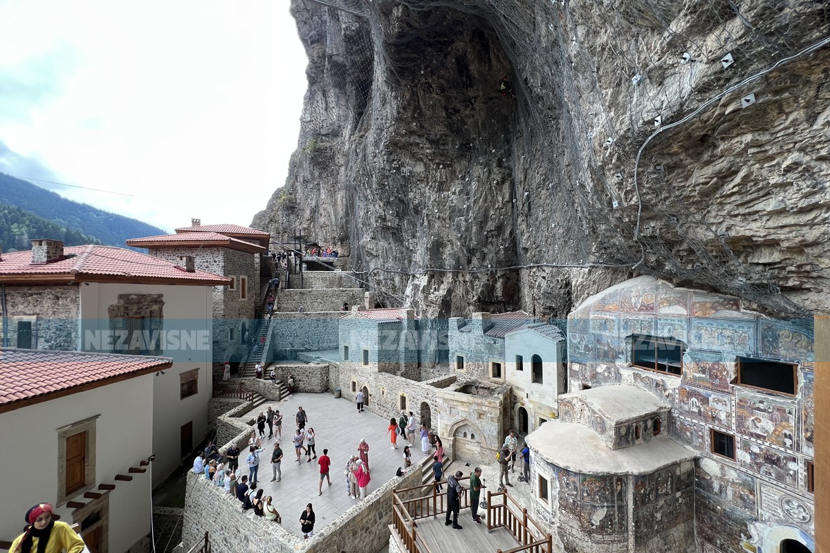 Turski manastir Sumela uklesan u stijene utočište za ljude svih kultura