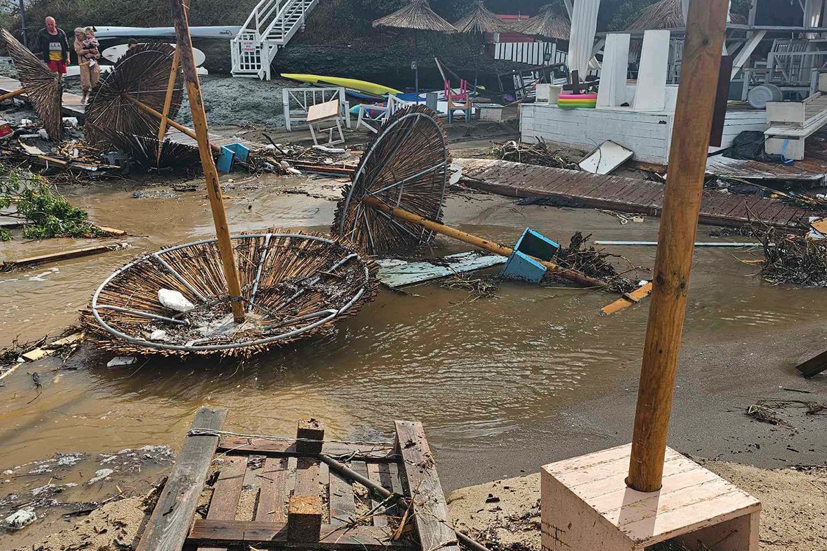 Najmanje dvoje mrtvih u poplavama u Bugarskoj
