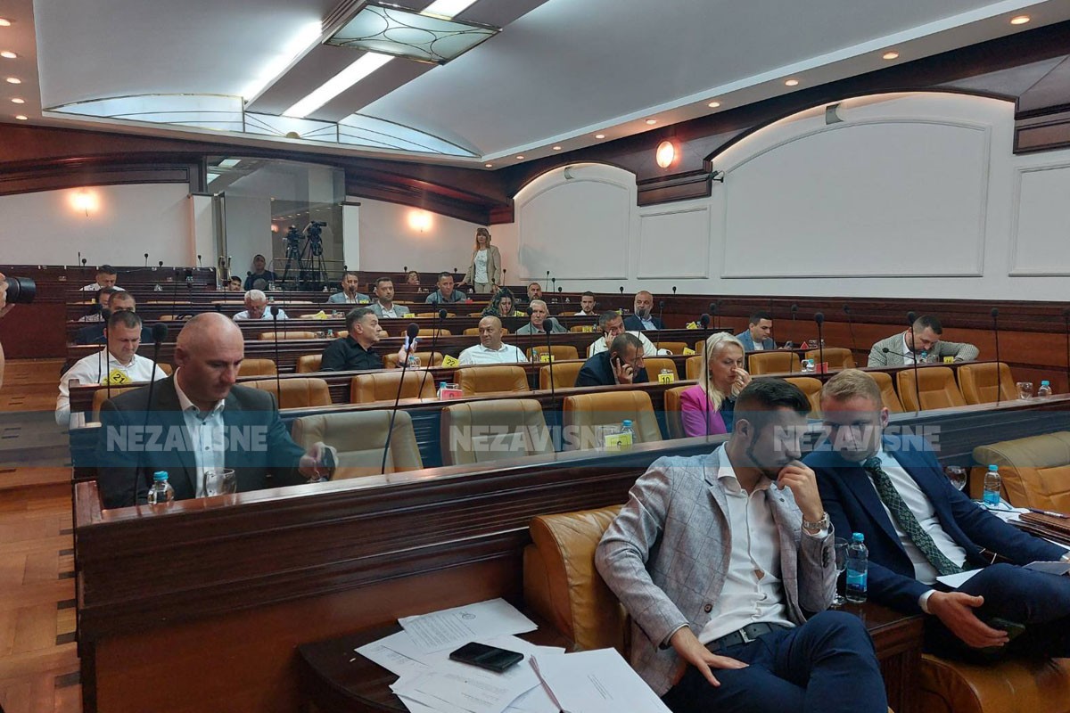 Sjednica Skupštine grada Banjaluka počela po četvrti put, opet sa zakašnjenjem