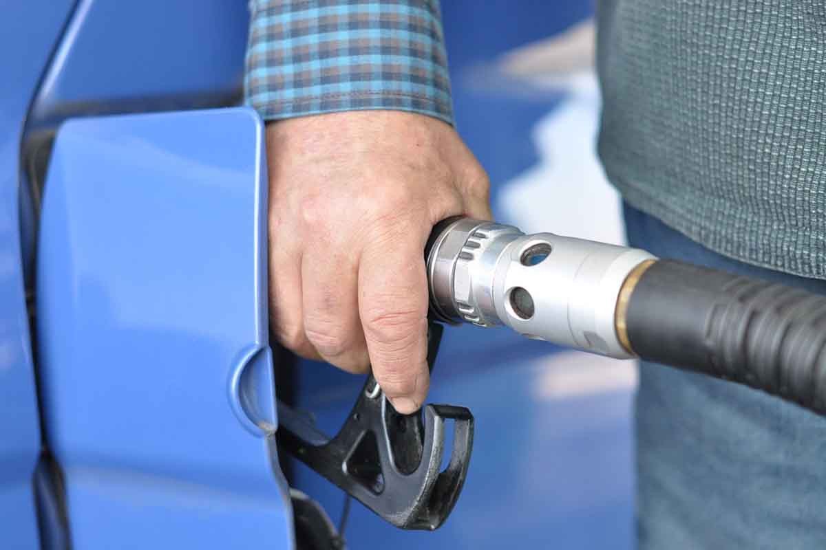 Koliko možemo voziti kada se upali lampica za gorivo