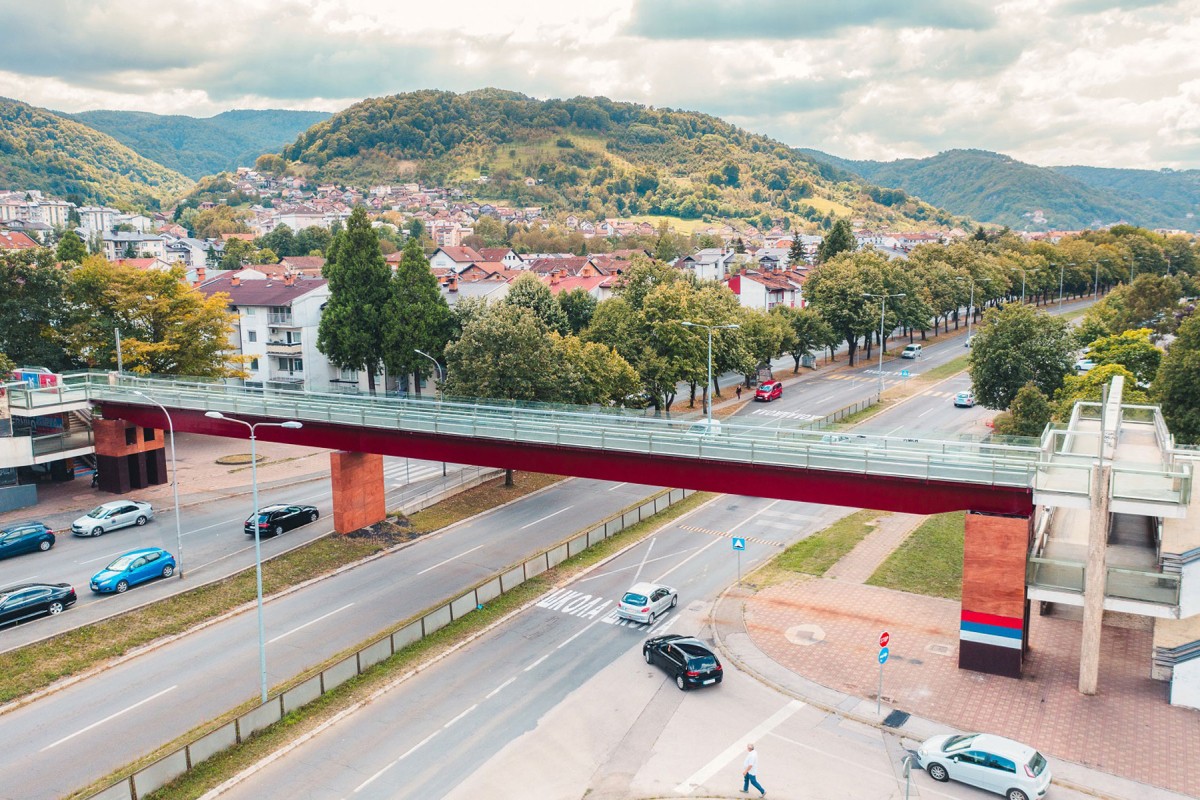 Tokom vikenda uklanjanje pješačkog prelaza ispod pasarele na Starčevici