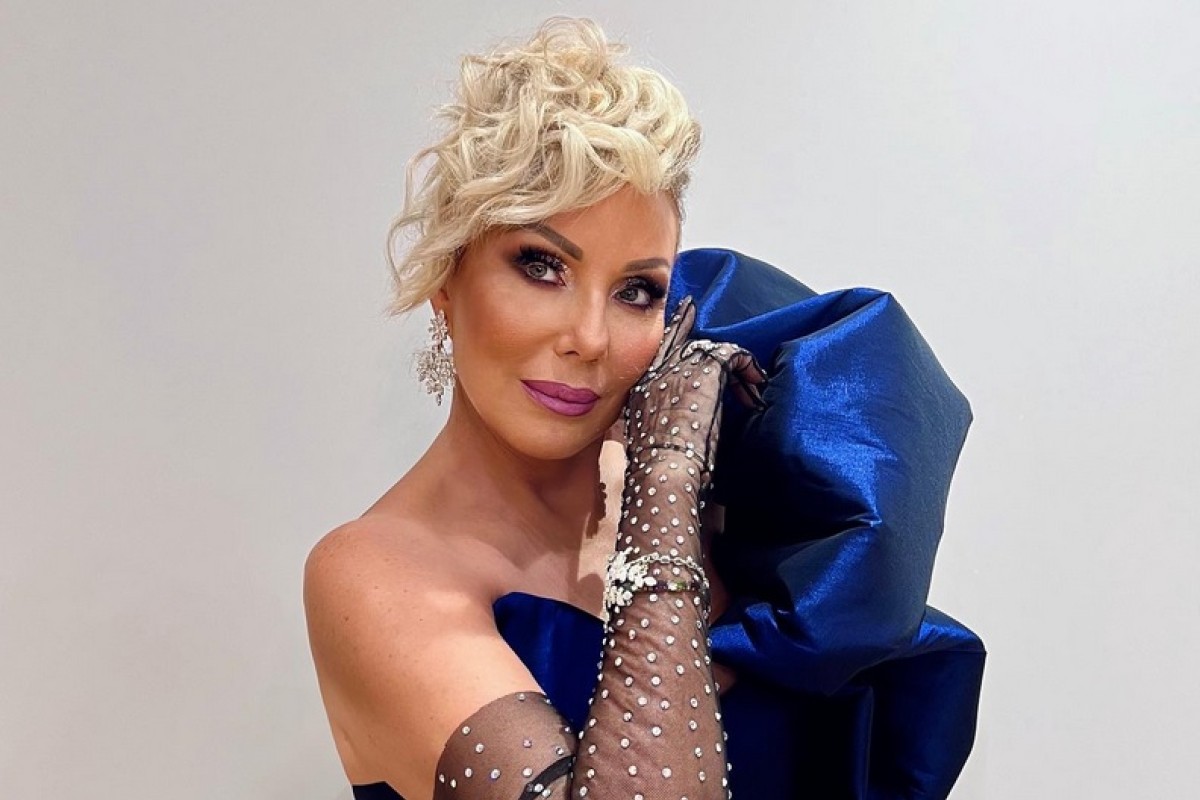 Lepa Brena u mladosti radila kao dadilja, čuvala poznatu pjevačicu