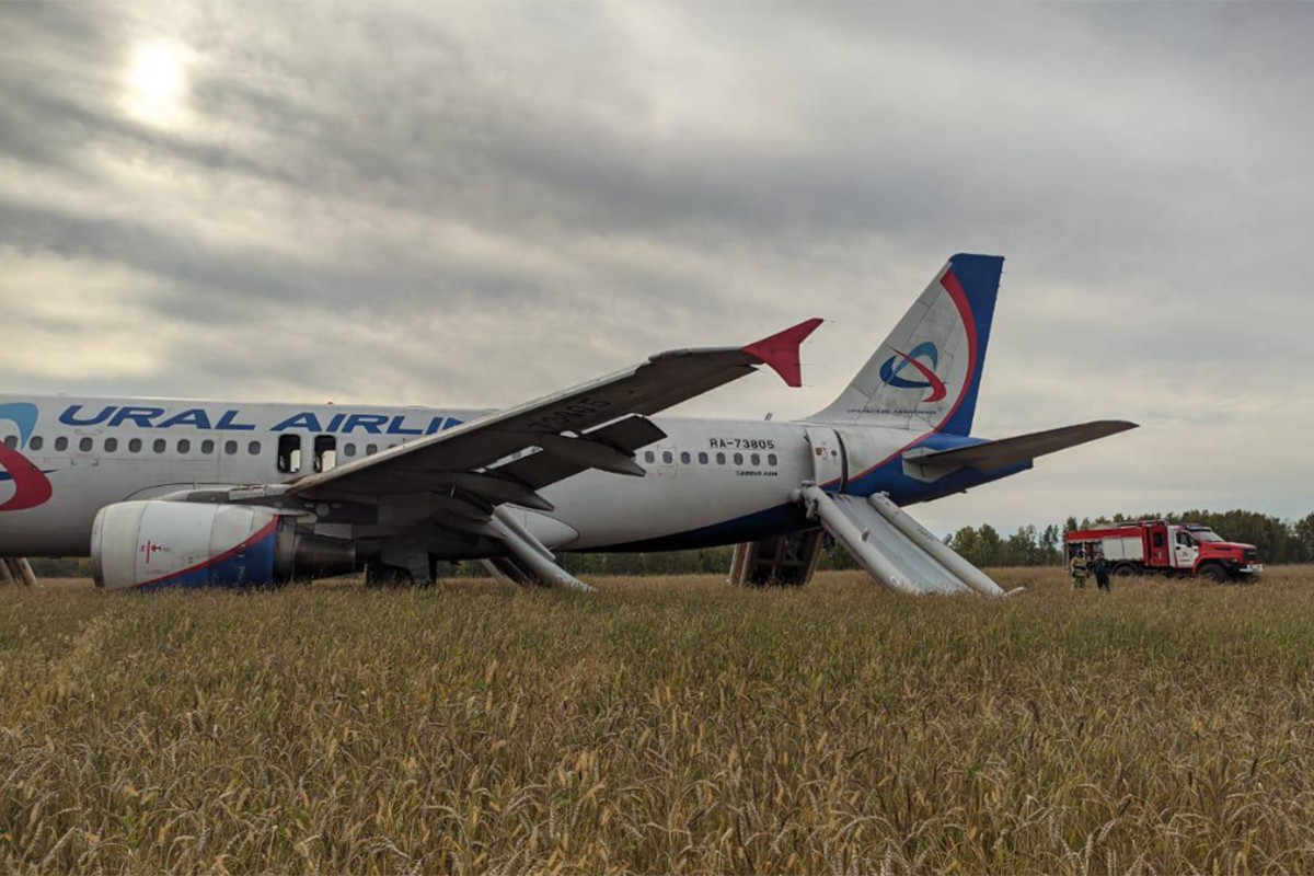 Avion sa 159 putnika prinudno sletio u Novosibirsku oblast