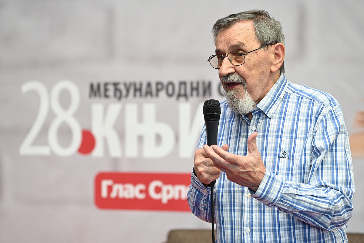 Književnik Ranko Pavlović na sajmu knjiga: Ni roditelji današnje djece ne čitaju (VIDEO)