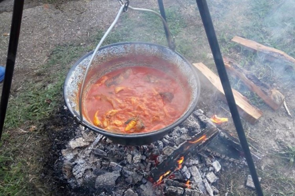 Sve spremno za kotlićijadu "Krajiška Guča" u Banjaluci (VIDEO)