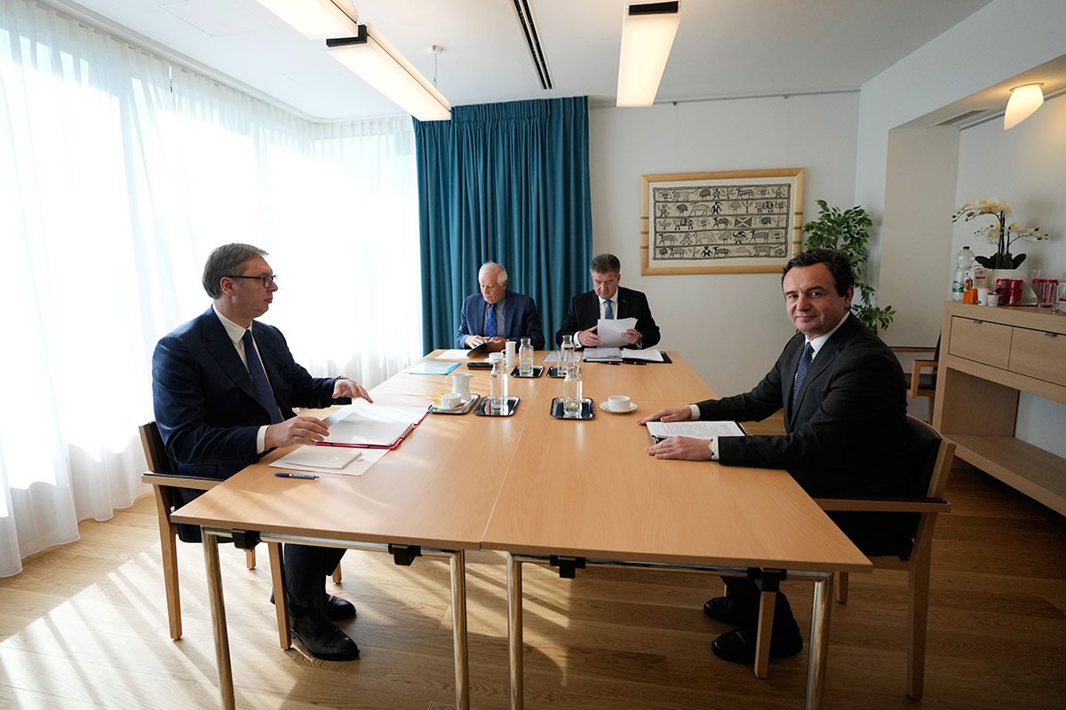 Vučić: Težak dan u Briselu, neuspešan sastanak