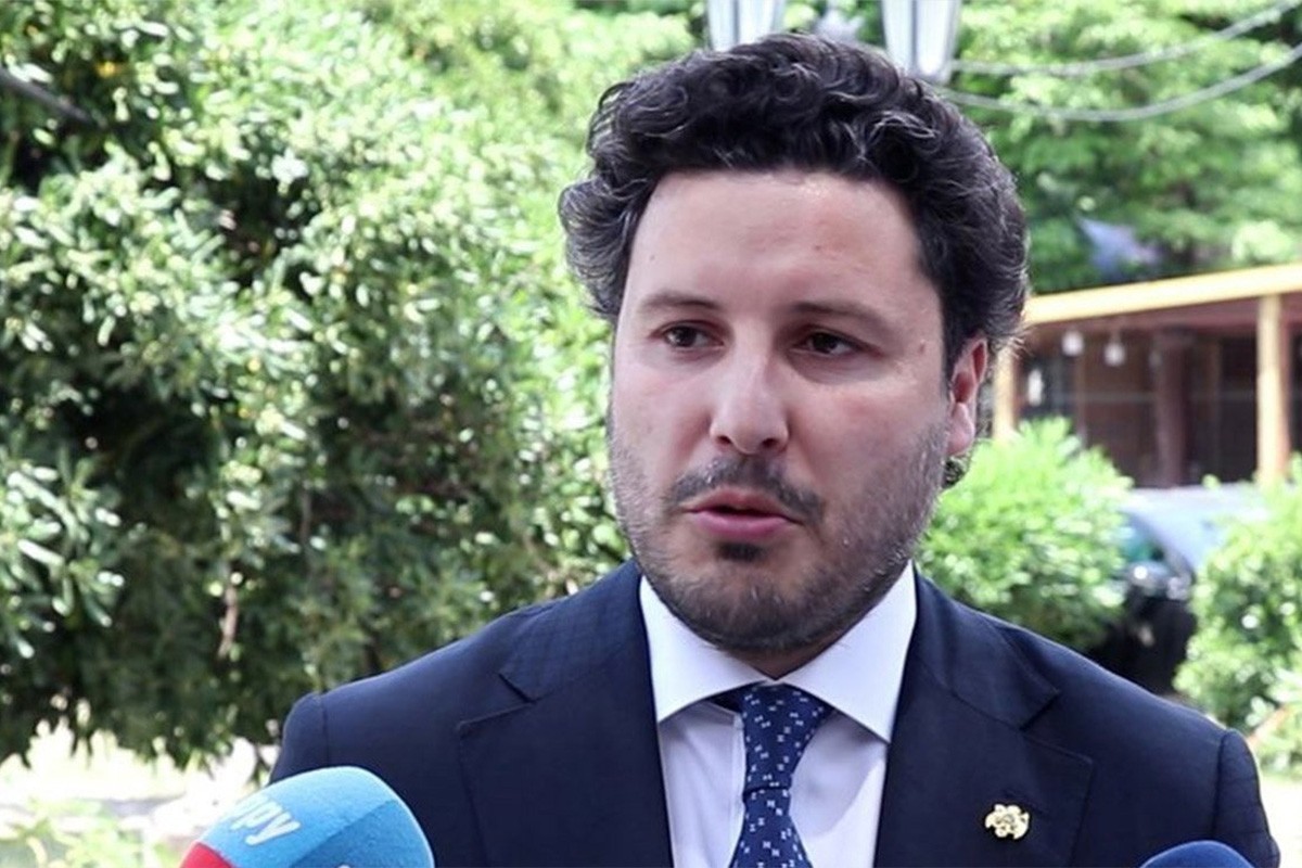 Abazović o provali u sud: Iz sata u sat se mijenja situacija u našu korist