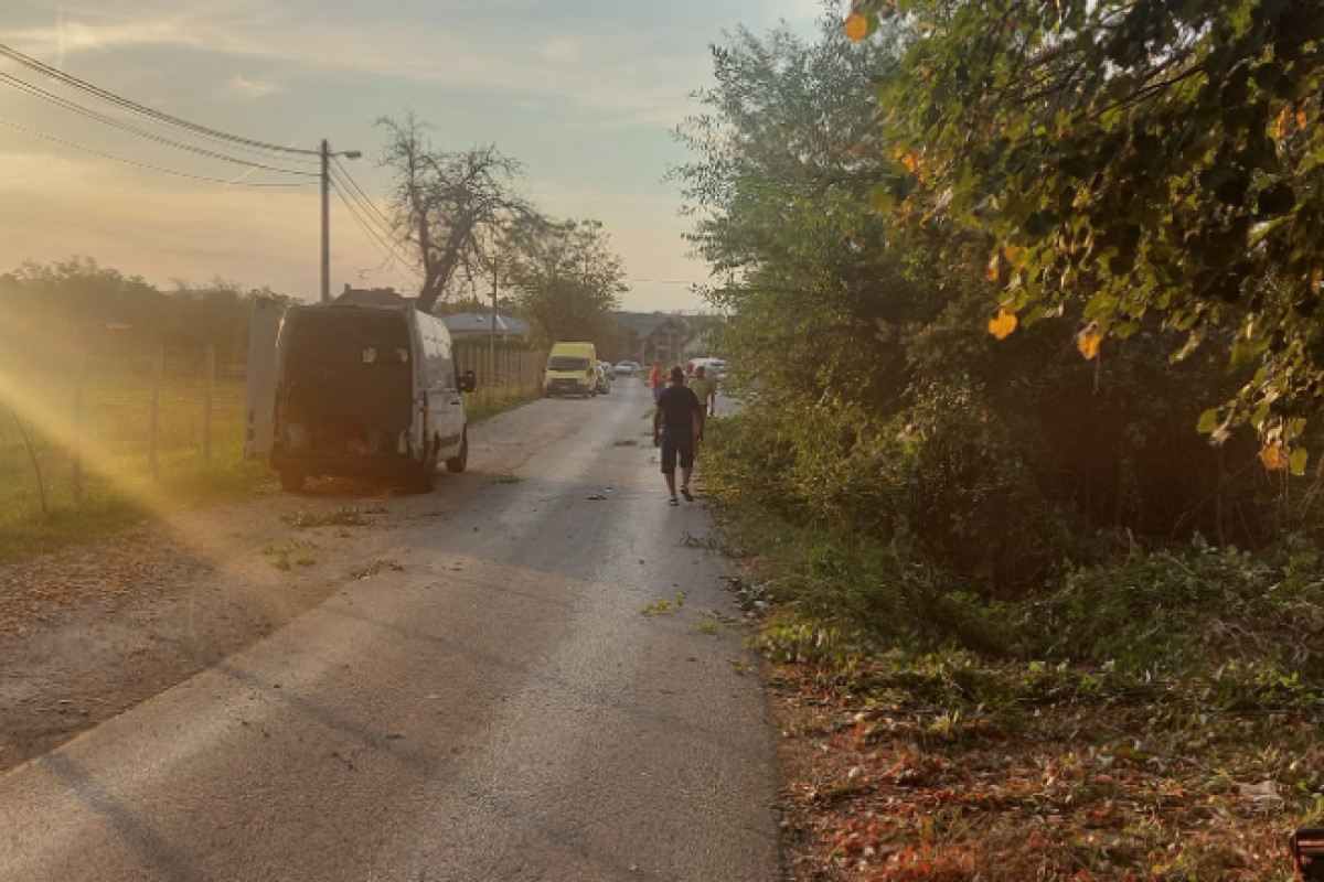 Mještani banjalučkog naselja zasukali rukave i pokosili javne površine