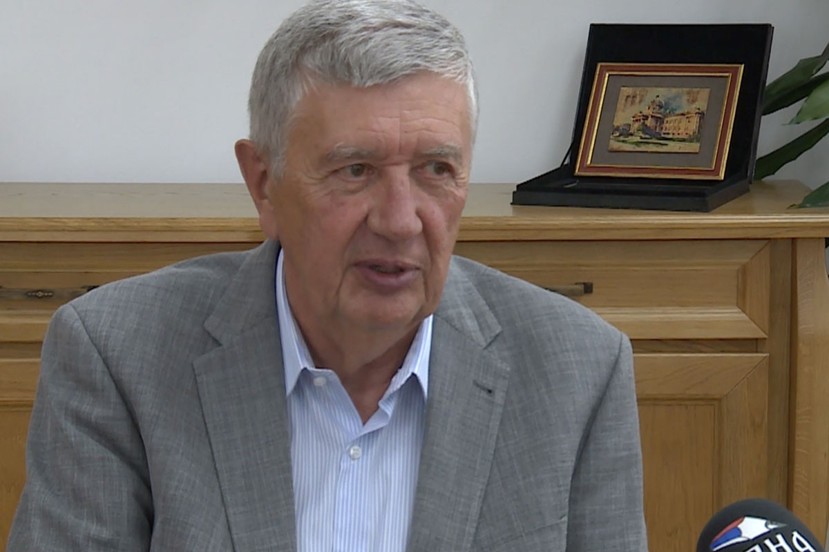 Radmanović: Razni ambasadori prave probleme u BiH