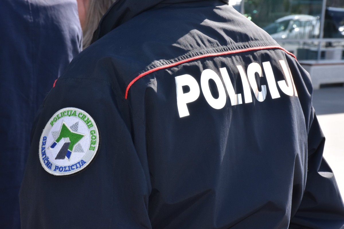 Crnogorci na granici zaplijenili pola tone skanka