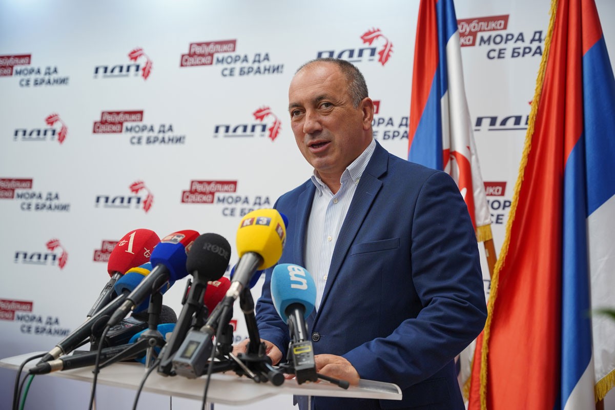 Crnadak: Šmit radi za SNSD i Dodika i oni rade za njega