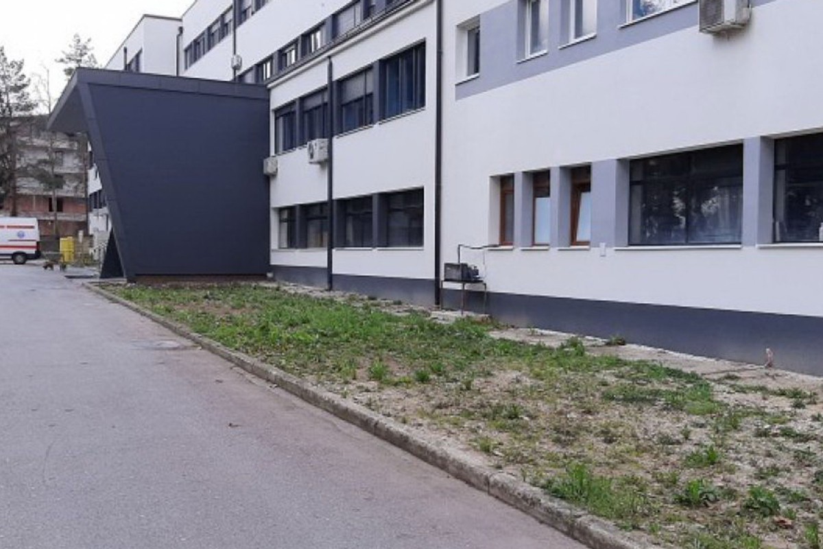 Niko se nije prijavio na čak šest javnih poziva za obnovu porodilišta