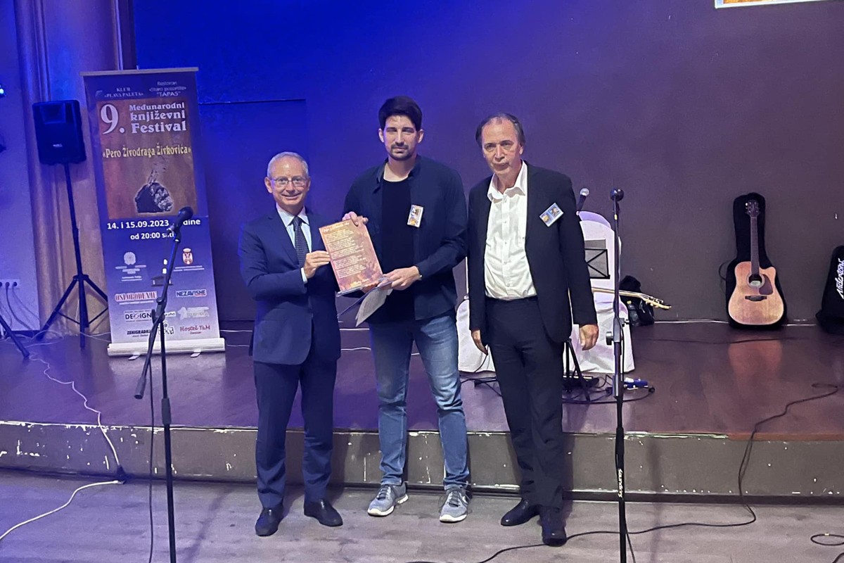 Marko Bačanović laureat festivala "Pero Živodraga Živkovića"