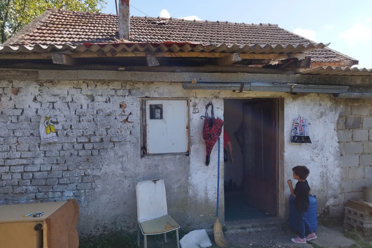 Banjalučkoj porodici koja živi u nehumanim uslovima potrebna pomoć