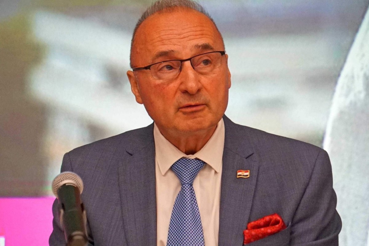Grlić Radman: Komšić parazitira na tuđem pravu
