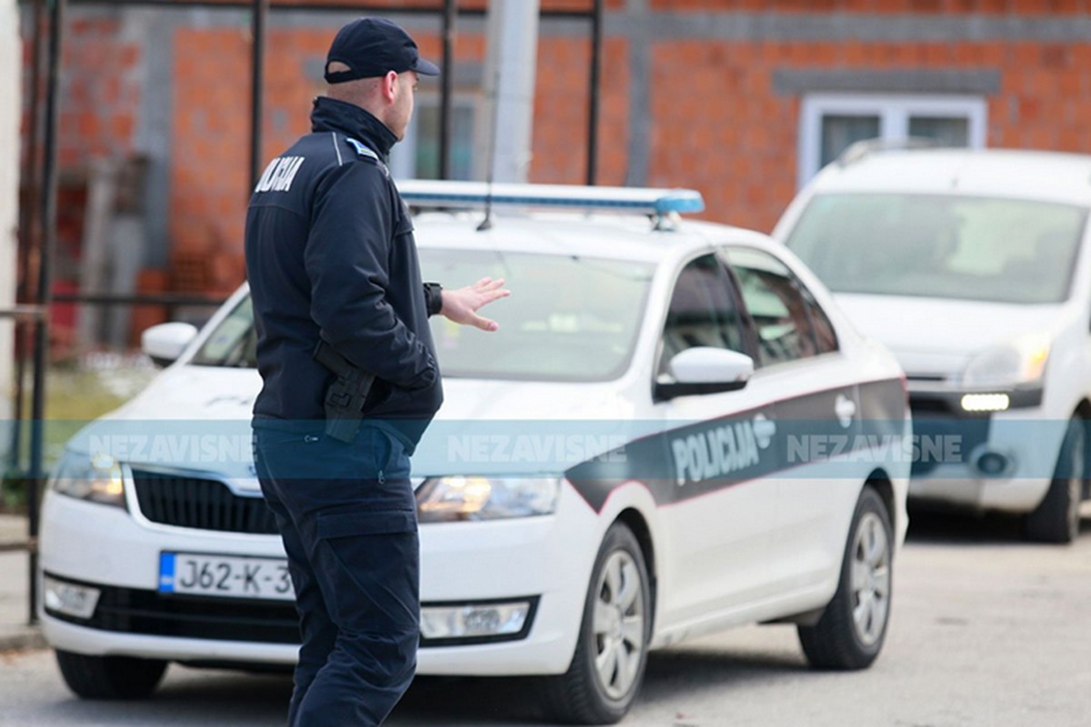 Pucnjava u Mostaru, oštećena tri automobila