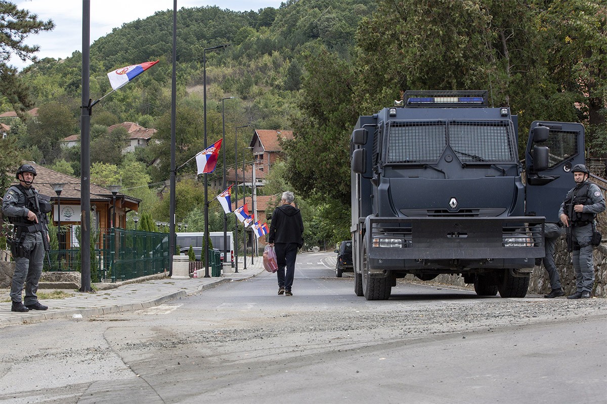 Noć na sjeveru bez incidenata, Jarinje i Brnjak i dalje zatvoreni