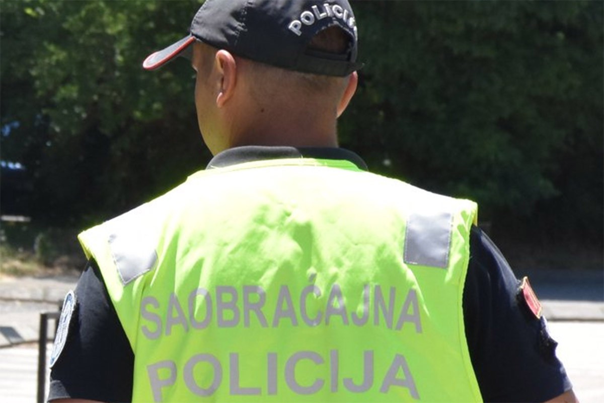 Vozio 200 kilometara na čas pa uhapšen