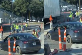 Vozač Tesla auta završio u svježem betonu (VIDEO)