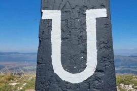 Na Dinari osvanuo ustaški simbol, Srbi uplašeni