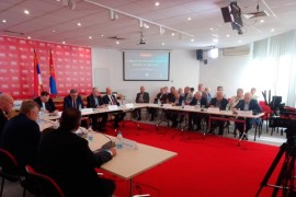 Tribina u Beogradu: "Pucaju na Dodika, a gađaju Republiku Srpsku"