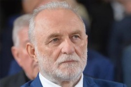 Lazar Ristovski ima novu djevojku: Skrasio se kraj nekoliko decenija ...